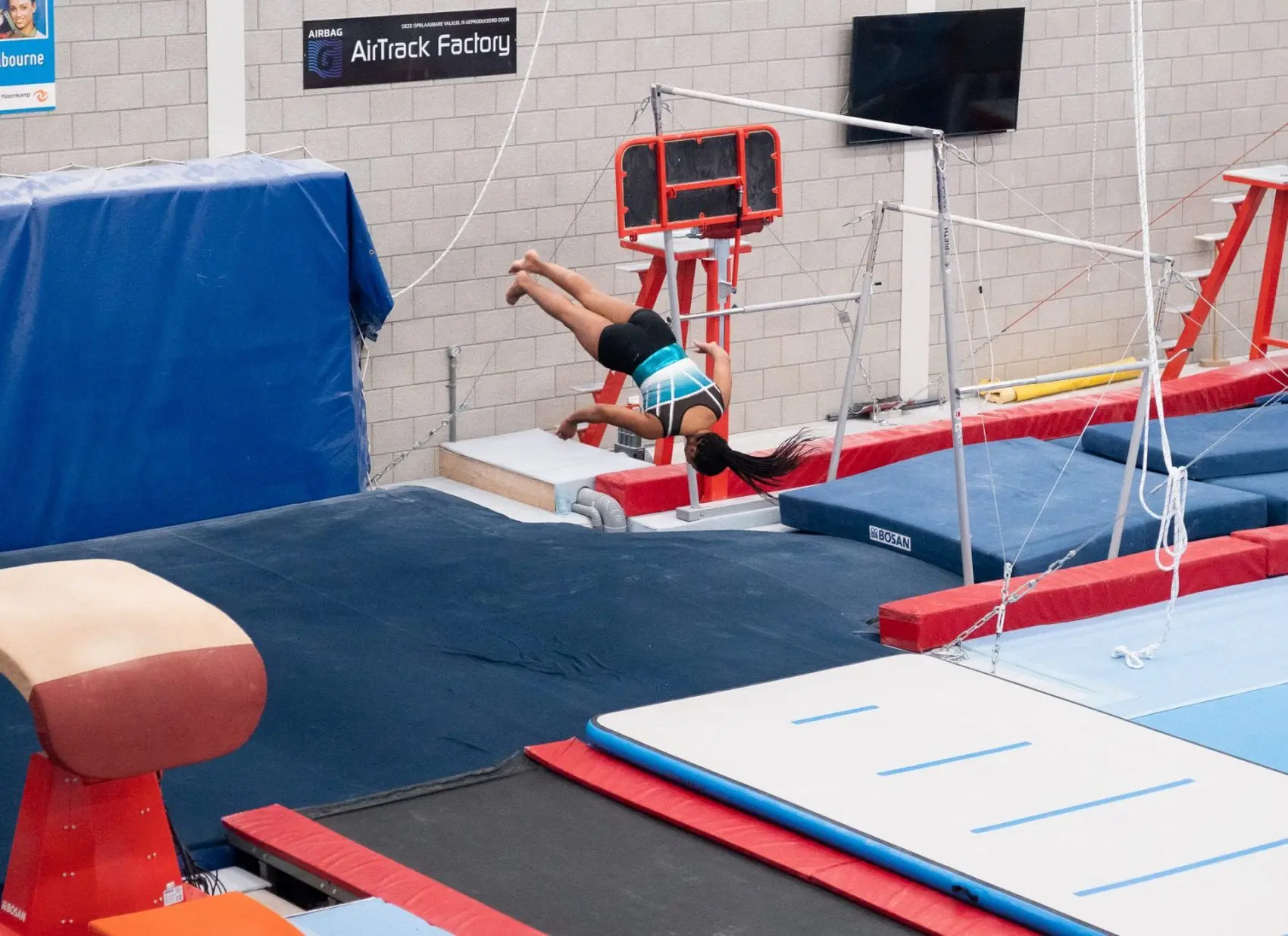 AirBag G tumbling