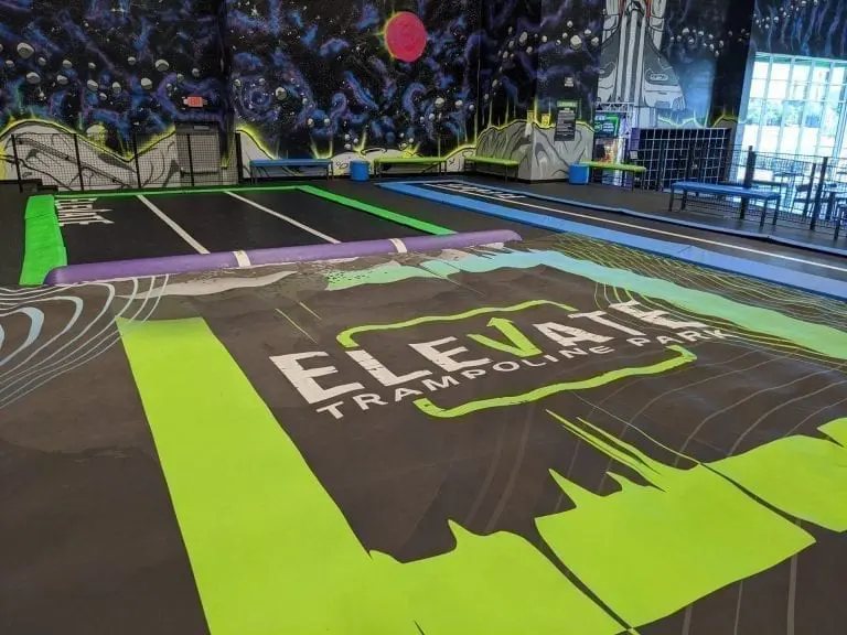 AirBag Big Trampoline Park