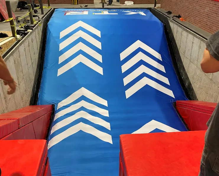 Inclined AirBag by AirTrack Factory KTR